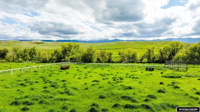 $1,390,000 | 18 Circle 8 Drive, Sheridan, WY 82801