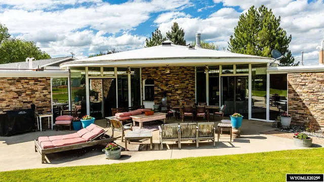 $1,390,000 | 18 Circle 8 Drive, Sheridan, WY 82801