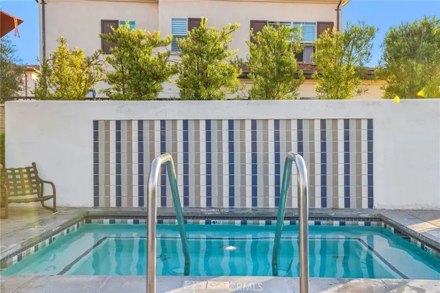 $664,900 | 21982 Moveo Drive, Saugus, CA 91350