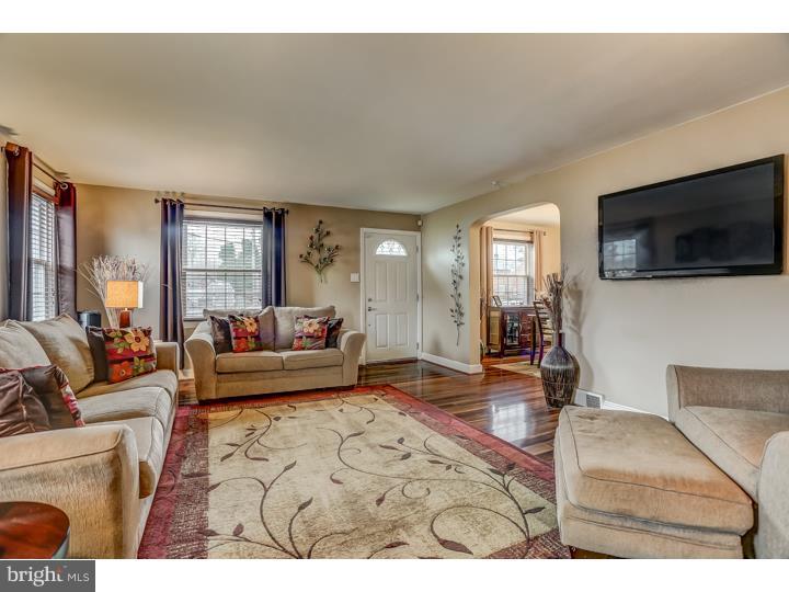 571 Evans Road Springfield, PA 19064 - Photo 4 of 15