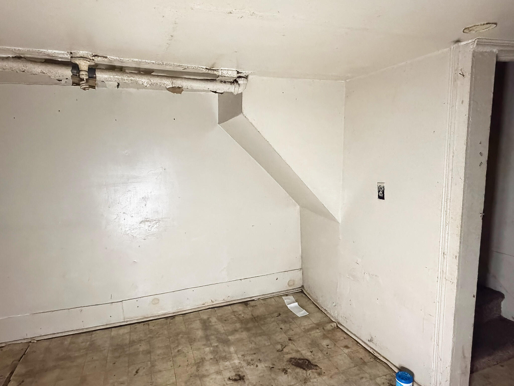 420 North 29th Street, Unit 422 Milwaukee, WI 53208 - Photo 23 of 27 IMG_1882