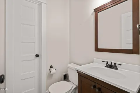 $510,000 | 15 Abbey Road, Chapel Hill, NC 27516