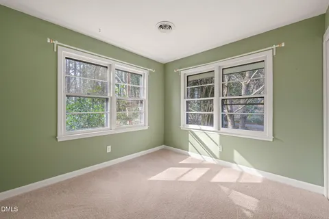 $510,000 | 15 Abbey Road, Chapel Hill, NC 27516