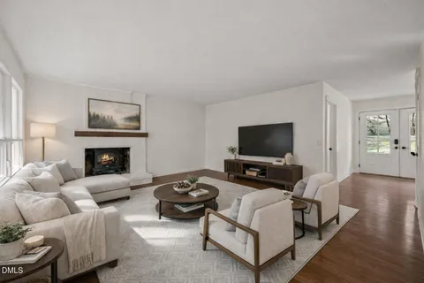 $510,000 | 15 Abbey Road, Chapel Hill, NC 27516