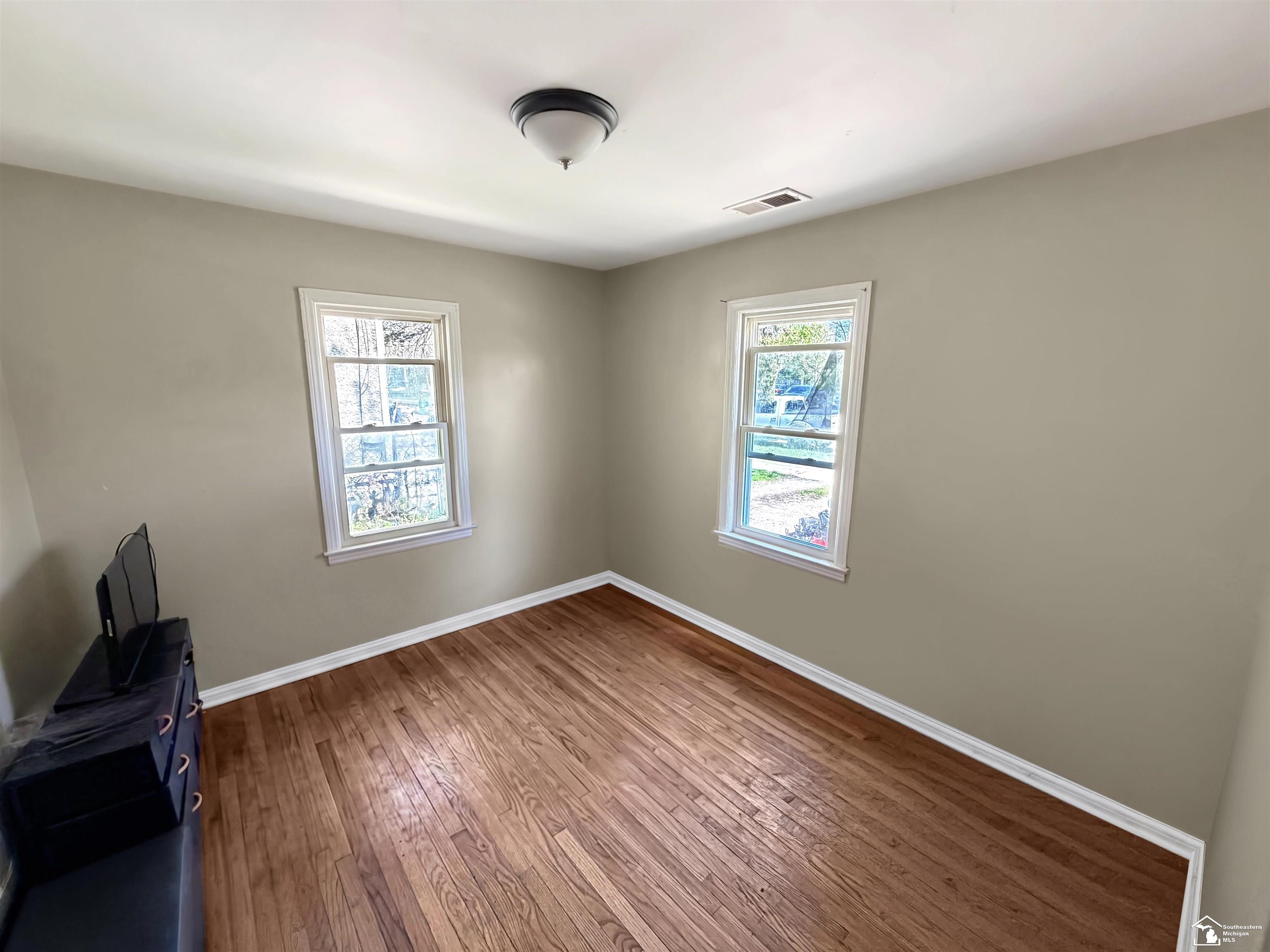 622 Church Street Monroe, MI 48161 - Photo 8 of 11 Gallery Image 8