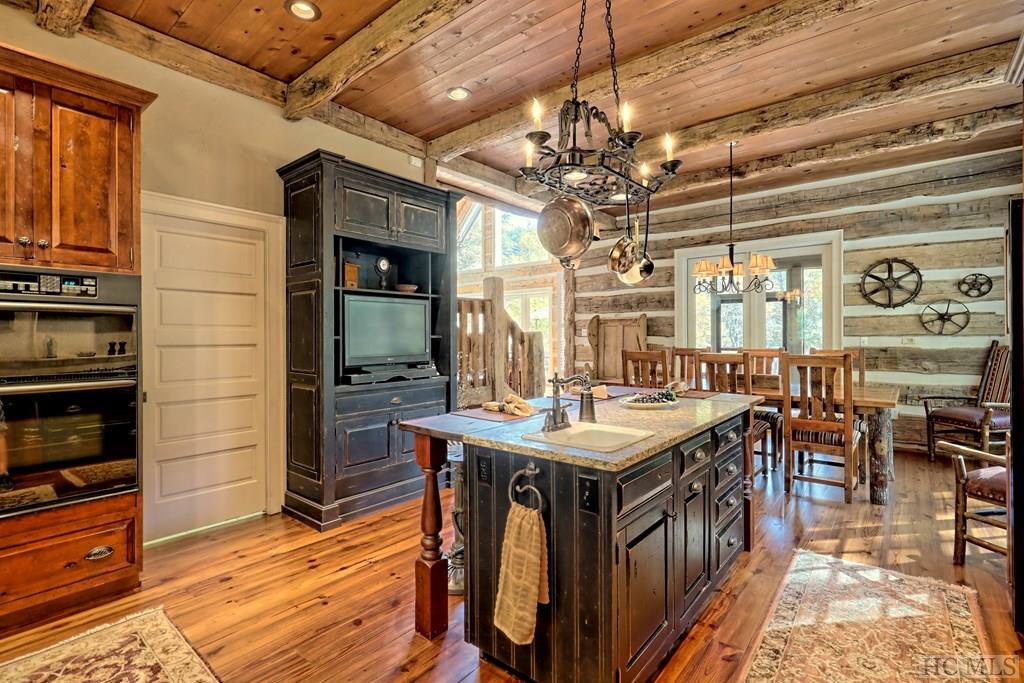 693 Wandering Ridge Cashiers, NC 28717 - Photo 39 of 54 Gallery Image 39