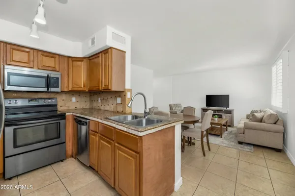 $205,000 | 3313 North 68th Street, Unit E137, Scottsdale, AZ 85251