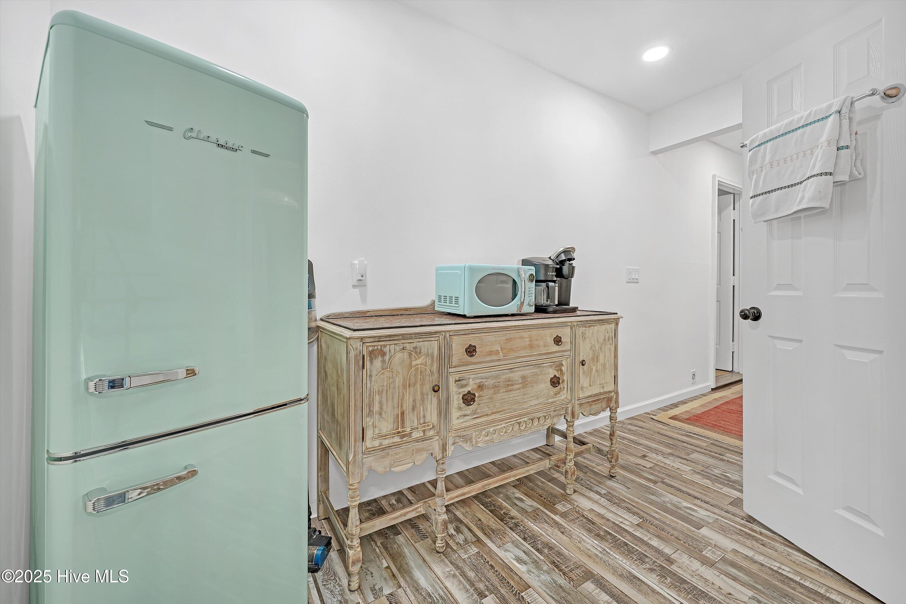 7625 Mallow Road Wilmington, NC 28411 - Photo 13 of 42 Flex/n-Law Kitchenette