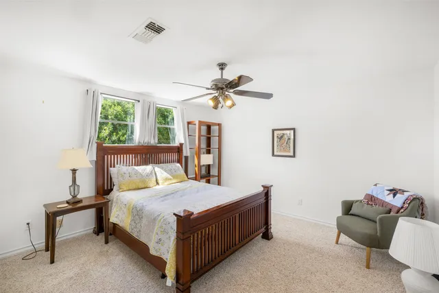 $589,500 | 640 South College Street, La Grange, TX 78945