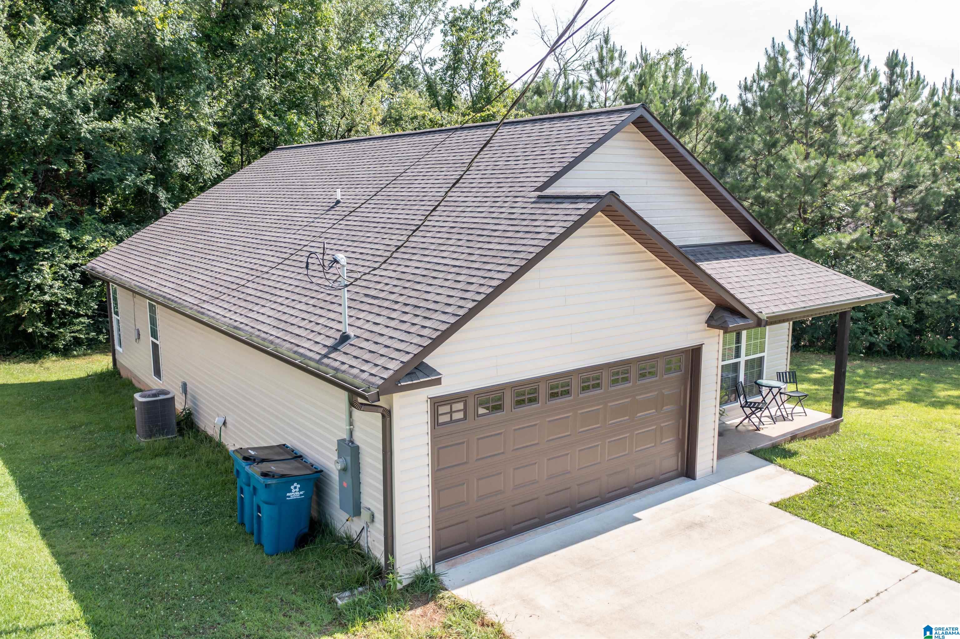 1007 Groves Pass Jacksonville, AL 36265 - Photo 5 of 24