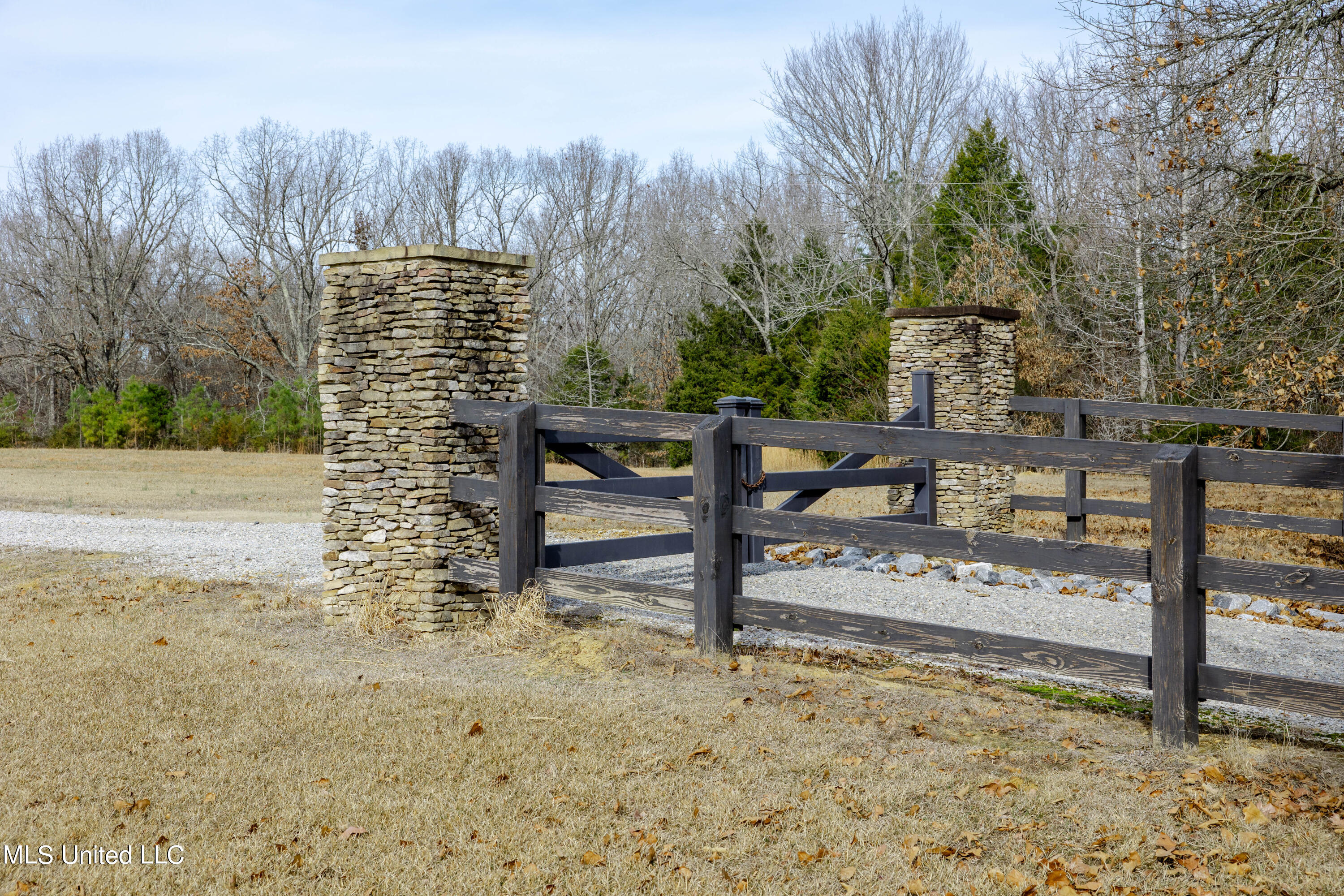 1797 Isom Chapel Road Holly Springs, MS 38635 - Photo 5 of 41 Gated Entry