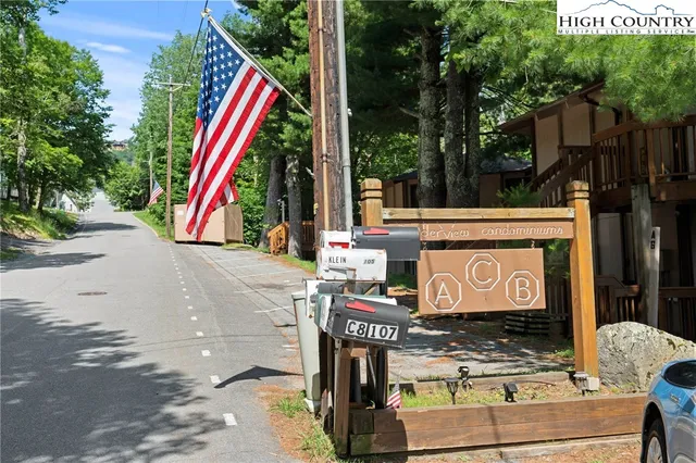 a sign that is on the wall of a building