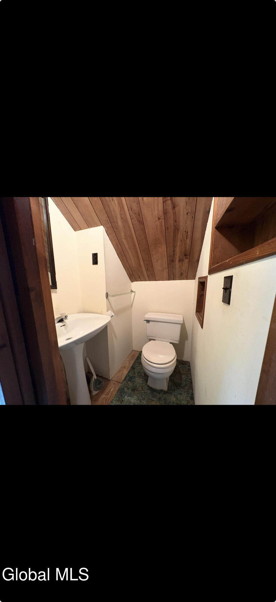 16 Carillon Road Ticonderoga, NY 12883 - Photo 22 of 28 Hall34