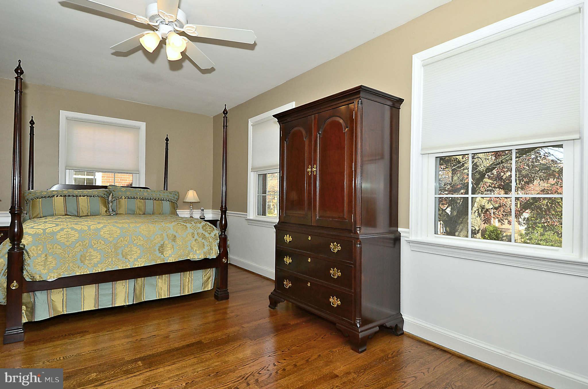 2902 Cameron Mills Road Alexandria, VA 22302 - Photo 16 of 30 Master Bedroom