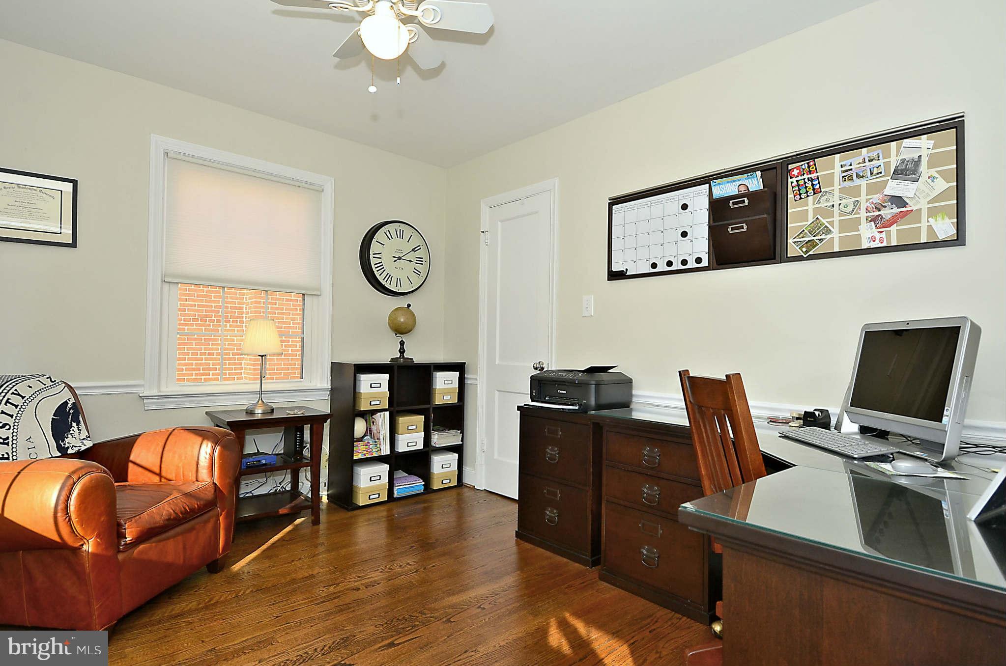 2902 Cameron Mills Road Alexandria, VA 22302 - Photo 20 of 30 Bedroom 3