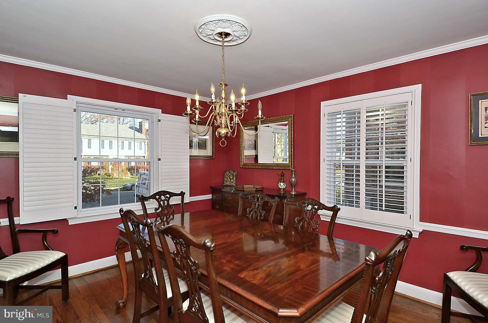 2902 Cameron Mills Road Alexandria, VA 22302 - Photo 6 of 30 Dining Room
