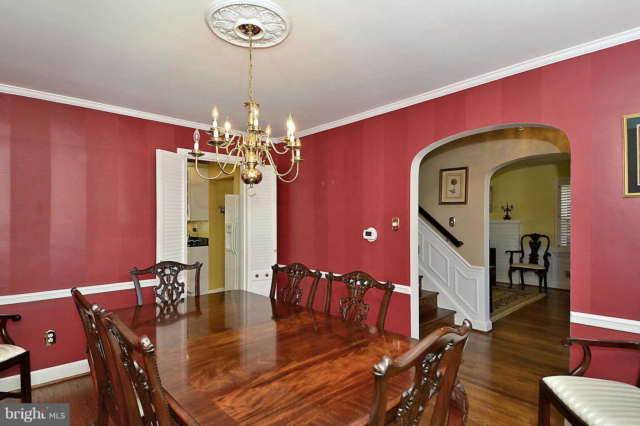 2902 Cameron Mills Road Alexandria, VA 22302 - Photo 7 of 30 Dining Room