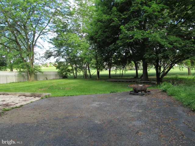 $159,900 | 410 Hanover Road, York, PA 17408