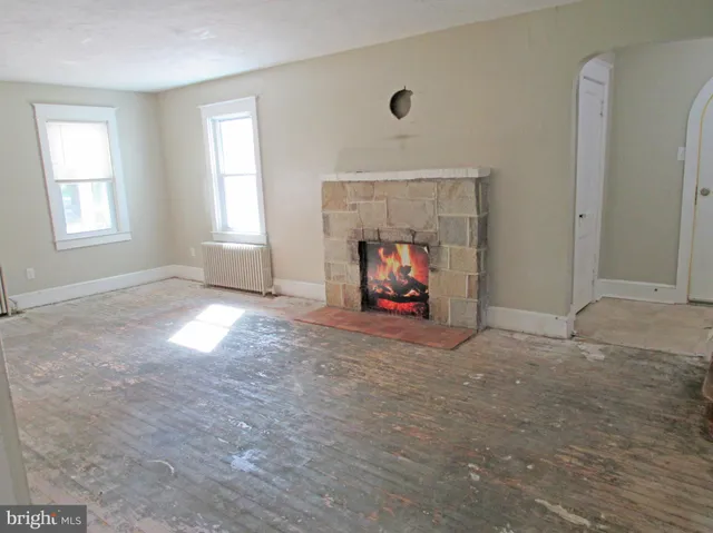 $159,900 | 410 Hanover Road, York, PA 17408