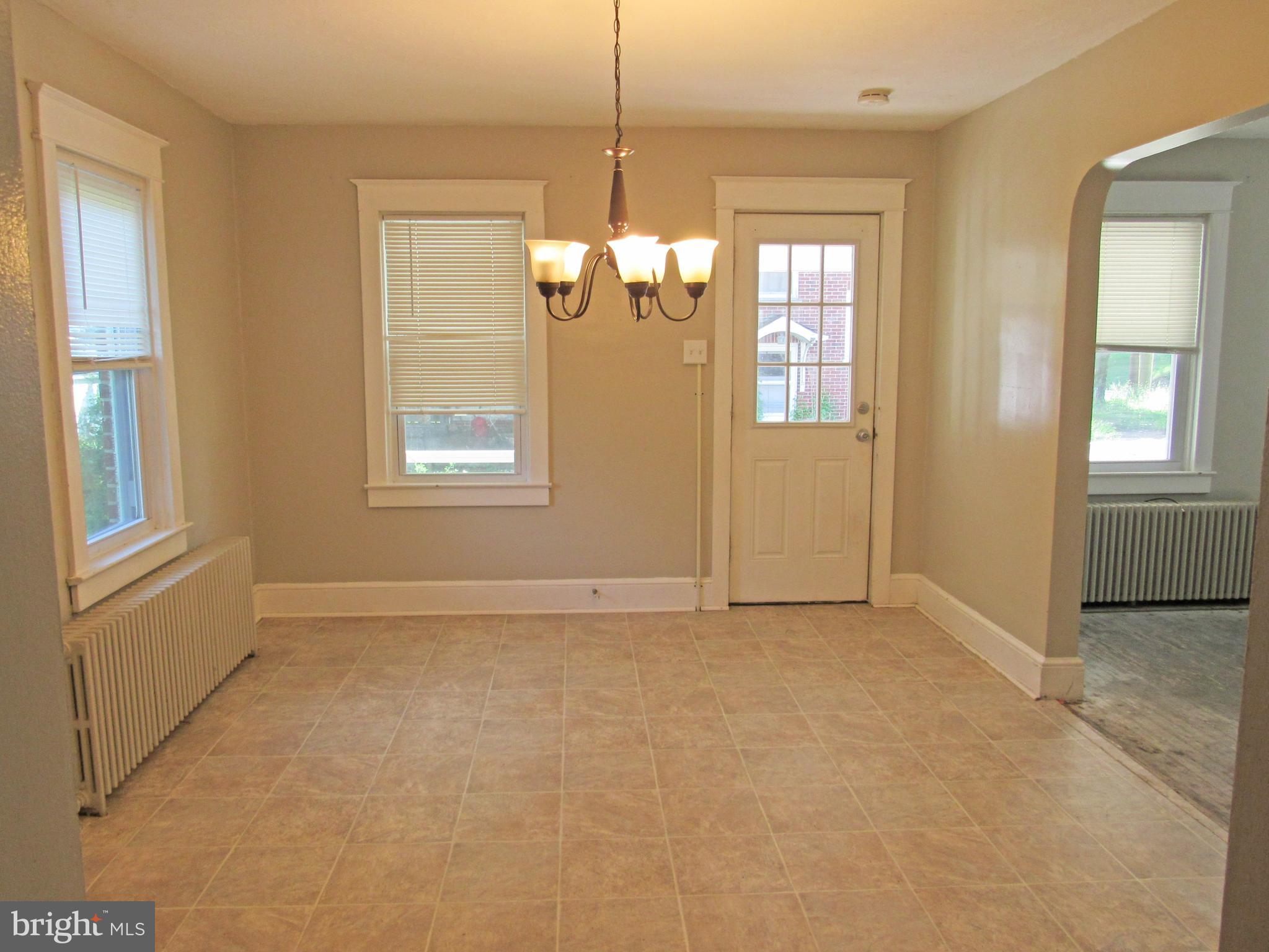 410 Hanover Road York, PA 17408 - Photo 7 of 16