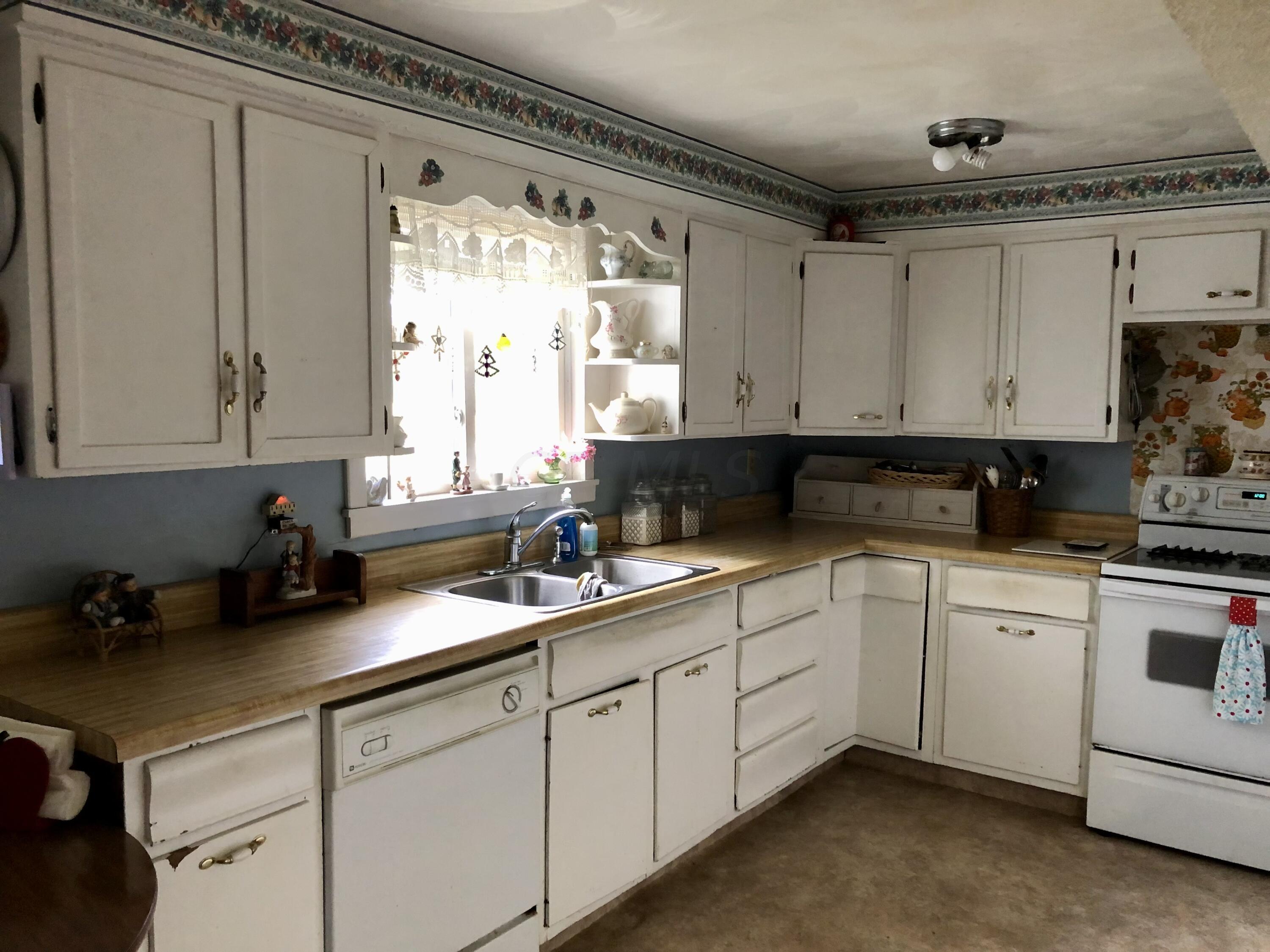 10164 Ashley Road Ashley, OH 43003 - Photo 12 of 19 Kitchen