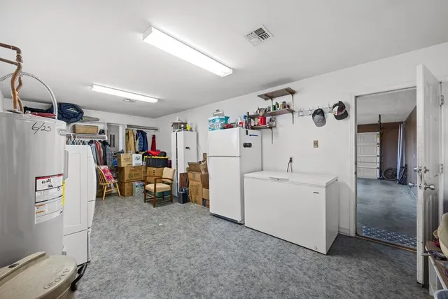 a view of an outdoor kitchen