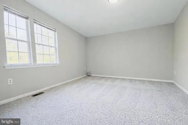 $565,000 | 5941 Heritage Square Drive, Burke, VA 22015