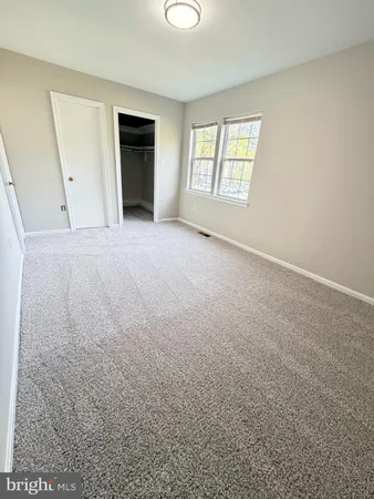 $565,000 | 5941 Heritage Square Drive, Burke, VA 22015