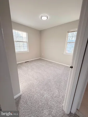 $565,000 | 5941 Heritage Square Drive, Burke, VA 22015