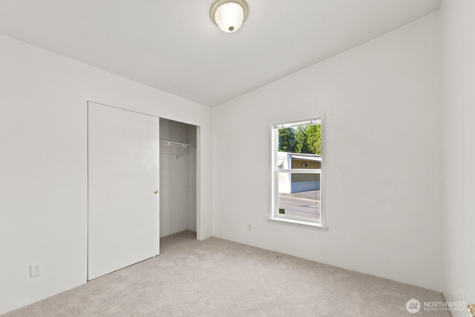 2302 R Street Southeast, Unit 85 Auburn, WA 98002 - Photo 29 of 35 Gallery Image 29