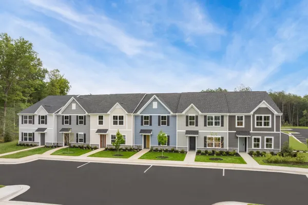 $206,990 | 659 Big Bend Court, Unit 101, White House, TN 37188