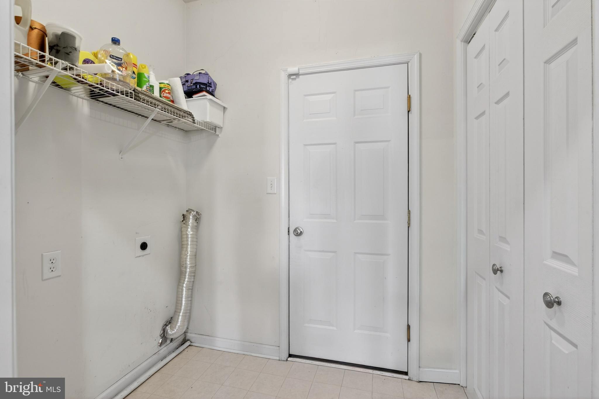 24 Springfield Circle Middletown, DE 19709 - Photo 29 of 72 a view of a storage & utility room