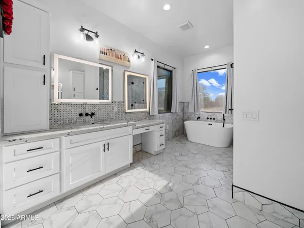 $1,999,000 | 8358 West Oregon Avenue, Glendale, AZ 85305