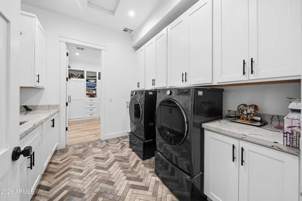 $1,999,000 | 8358 West Oregon Avenue, Glendale, AZ 85305
