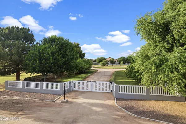 $1,999,000 | 8358 West Oregon Avenue, Glendale, AZ 85305