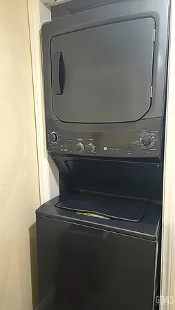 a close view of washer and dryer
