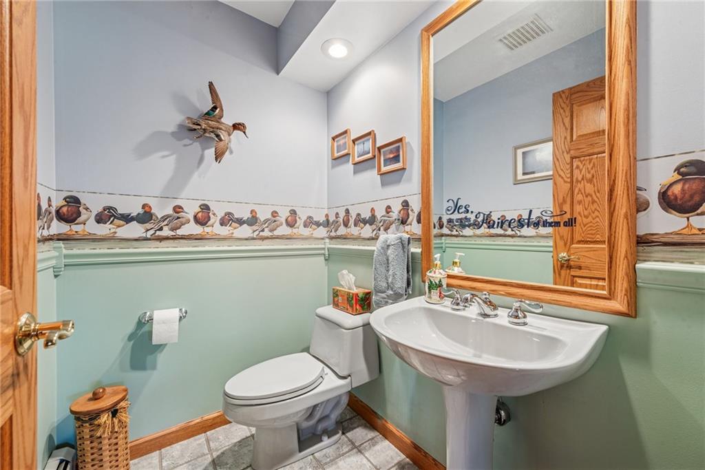 404 Oneida Trail Mercer, PA 16137 - Photo 13 of 50 Powder room, located on the main level.