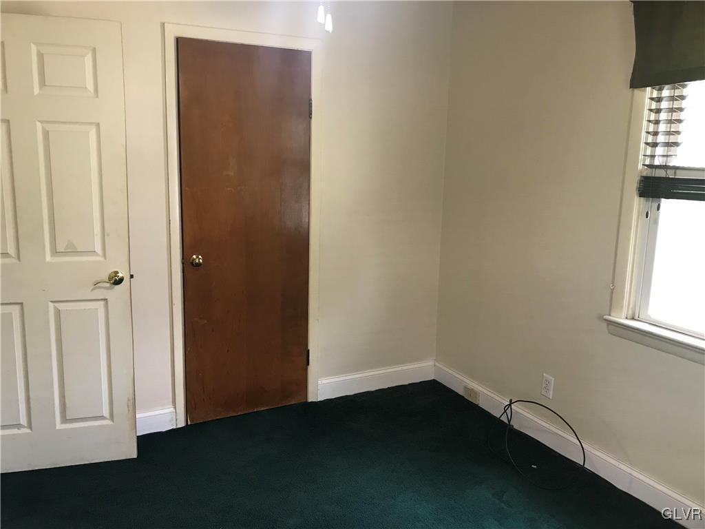 4425 Hecktown Road Bethlehem, PA 18020 - Photo 14 of 25 Gallery Image 14