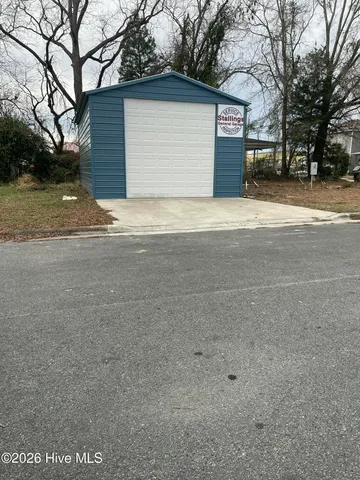 $165,000 | 821 Tayloe Street, Washington, NC 27889