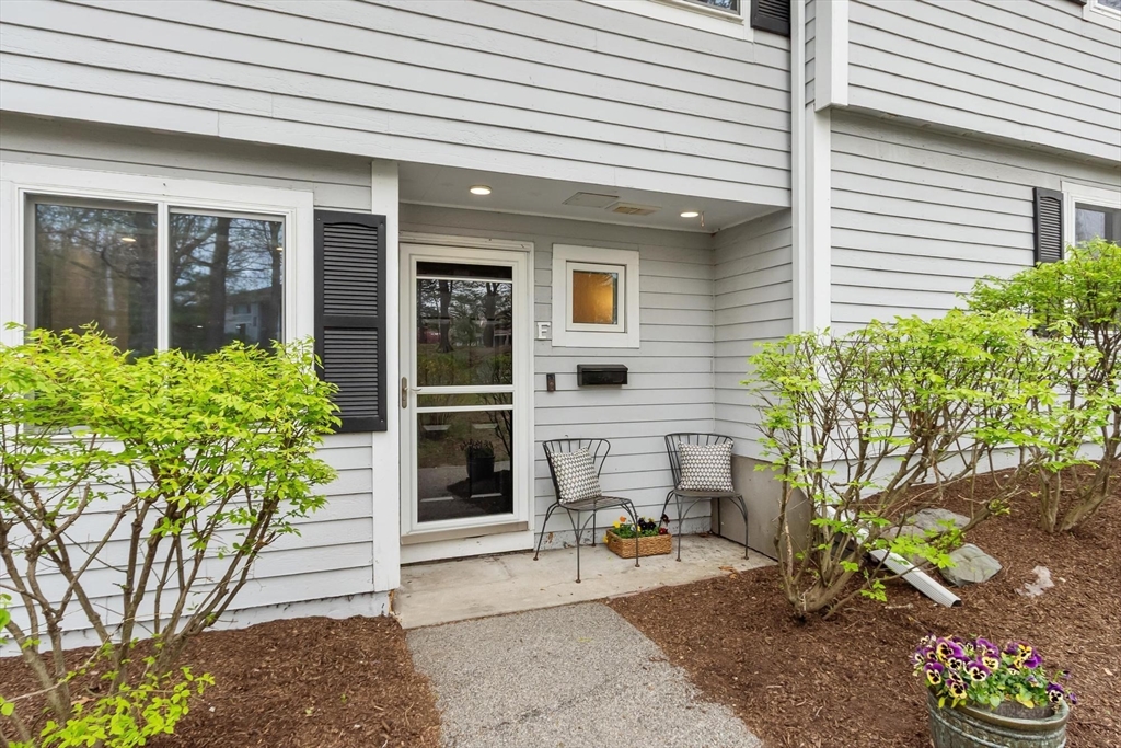 2 Beal's Cove Road, Unit F Hingham, MA 02043 - Photo 2 of 30