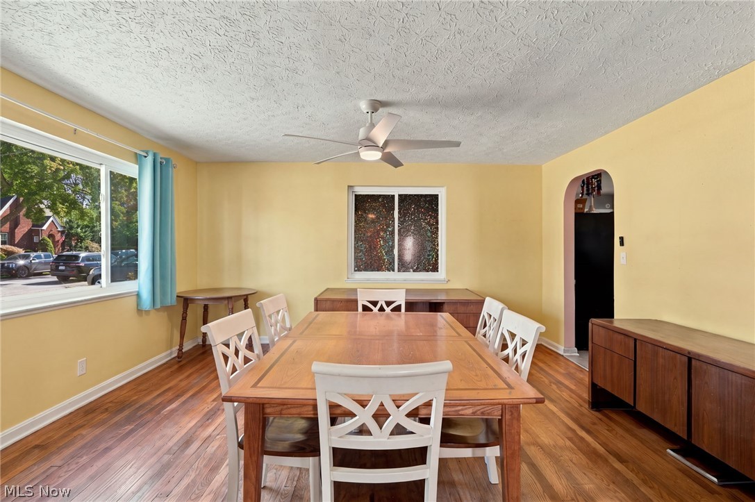 860 Meridian Street Akron, OH 44310 - Photo 6 of 28 Gallery Image 6
