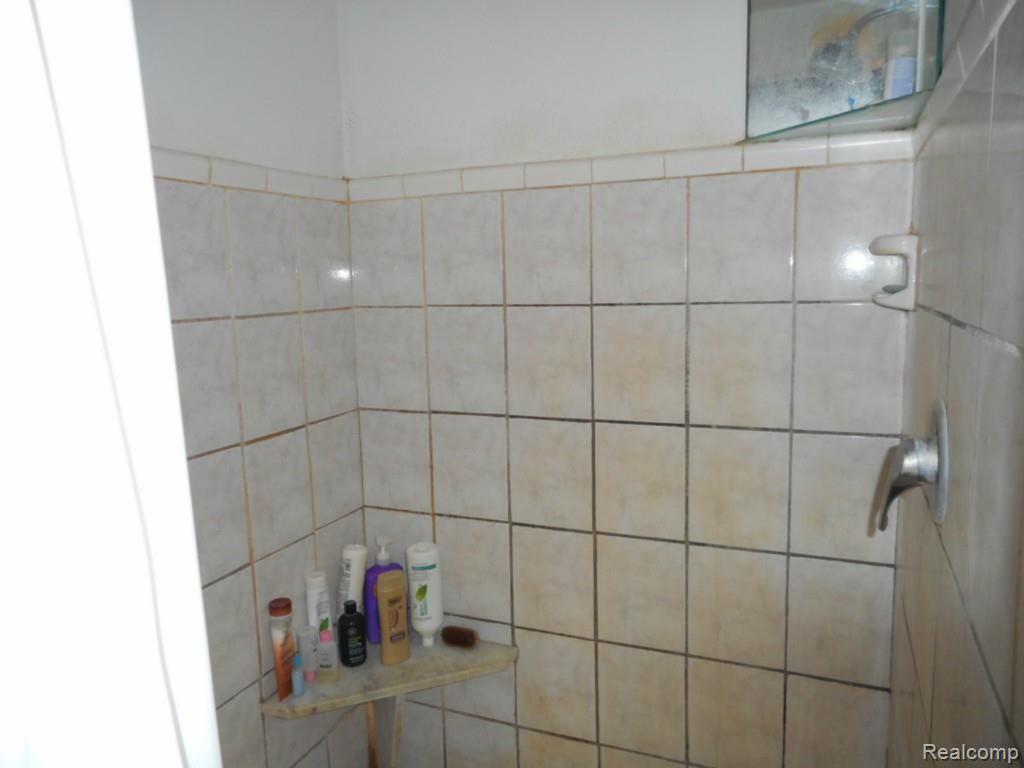 6125 Hubbard Road Port Hope, MI 48468 - Photo 12 of 29 6125 Hubbard - 2 McApline 006.jpg