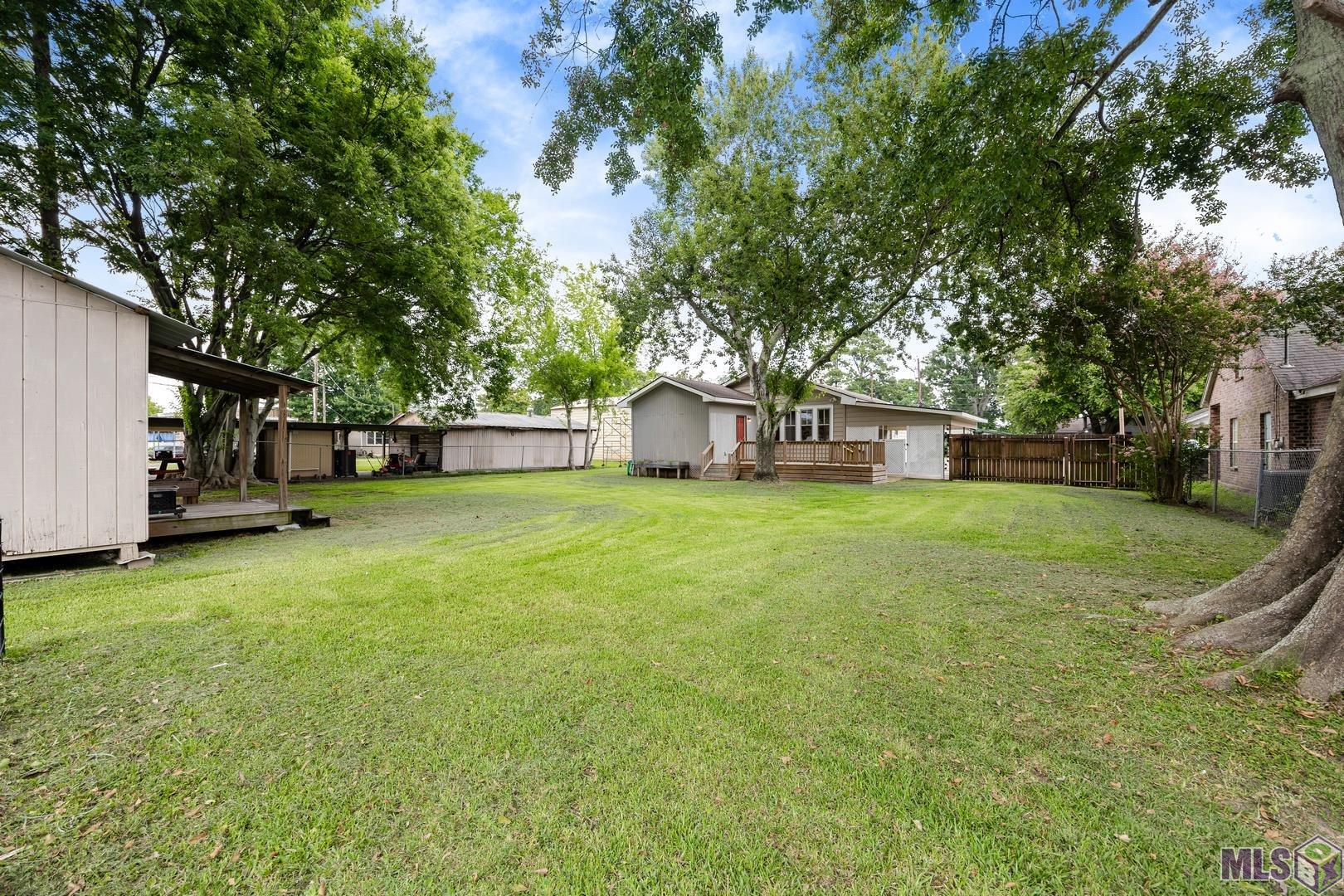 137 4th Street Port Allen, LA 70767 - Photo 23 of 26