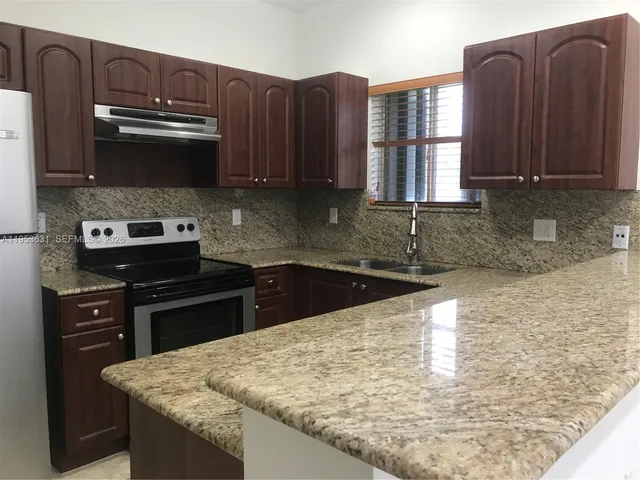 $3,900 | 2060 Northwest 113 Terrace, Miami, FL 33167