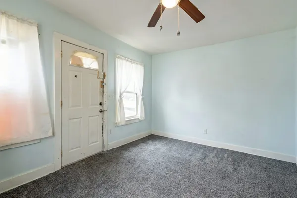 $76,500 | 217 12th Street, East Moline, IL 61244