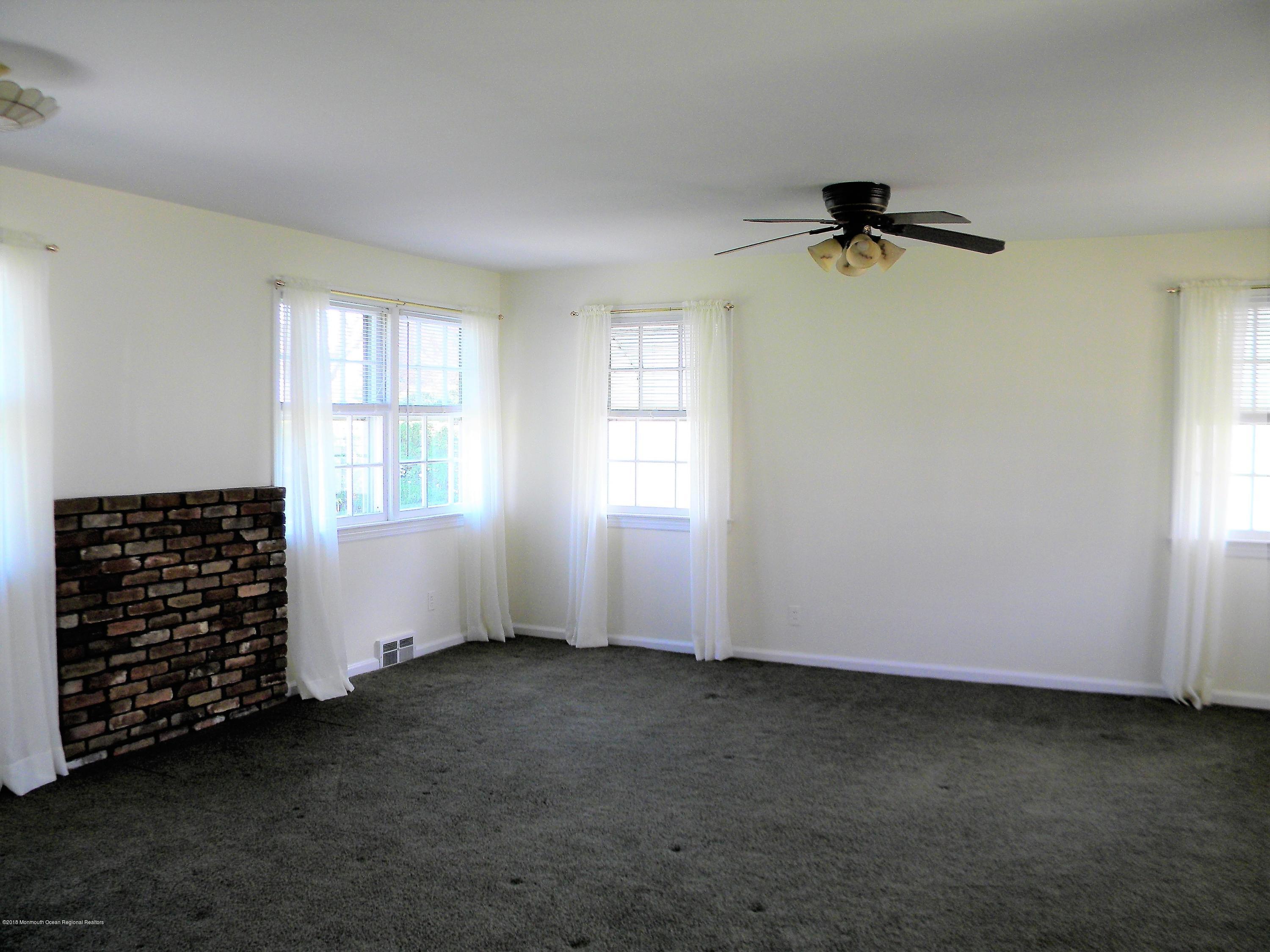 84 Cannon Road Freehold, NJ 07728 - Photo 4 of 23 Living/dining room combo
