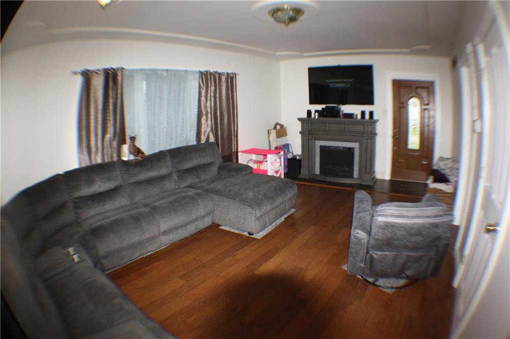 1725 East Thompson Road Indianapolis, IN 46227 - Photo 5 of 10 Gallery Image 5