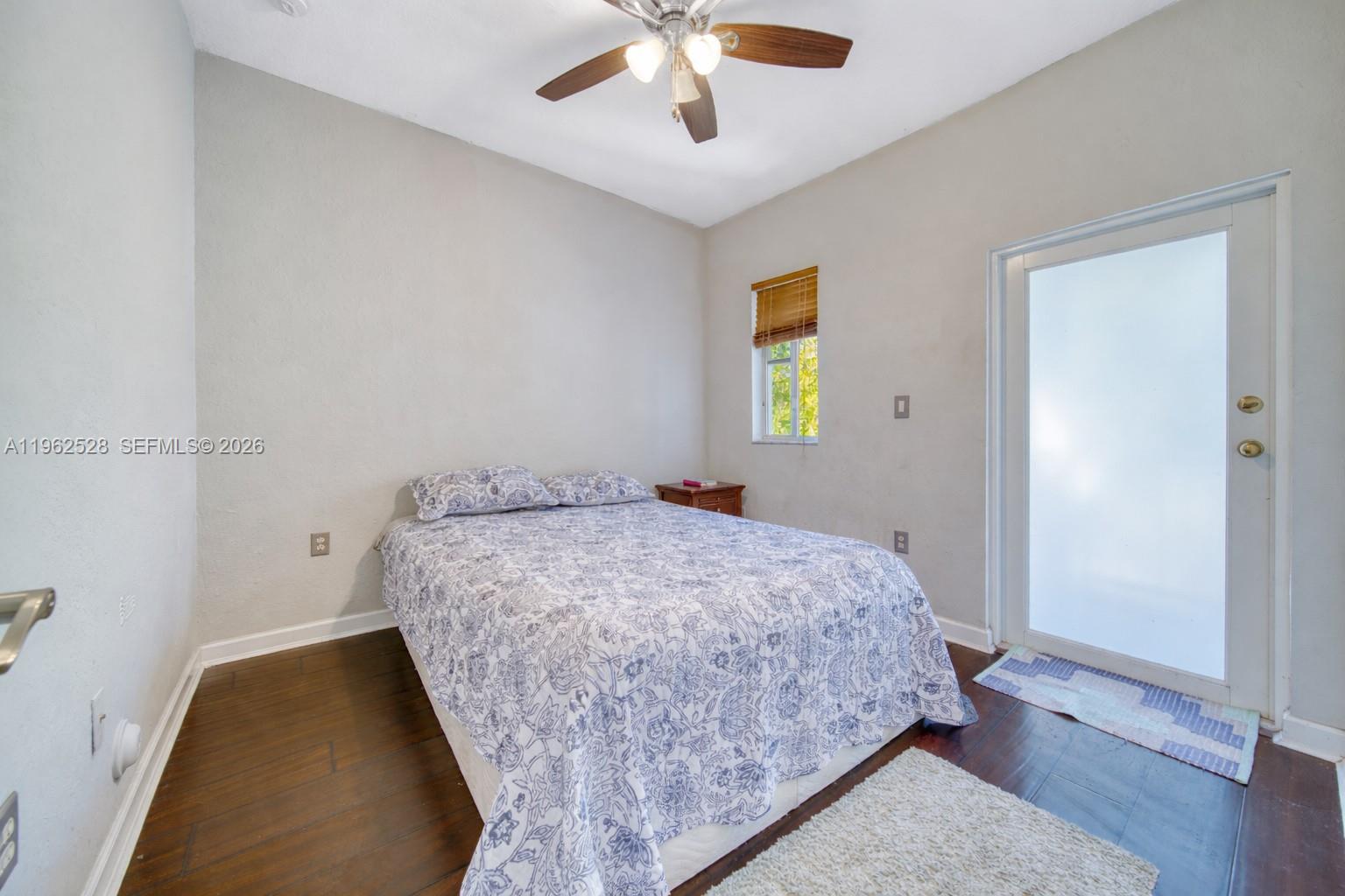 3228 Southeast 3rd Drive Homestead, FL 33033 - Photo 19 of 37