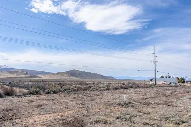 $250,000 | 93578 Highway 70, Chilcoot, CA 96105