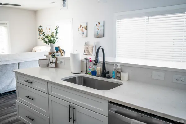 a close view of sink and tap